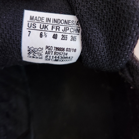 Adidas unisex shoes - Picture 6 of 6